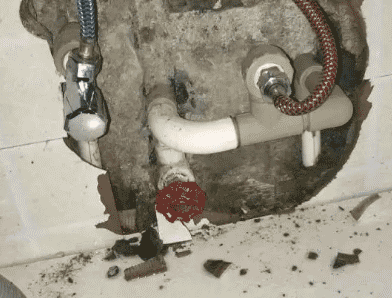 卫生间漏水维修公司专业为您介绍下查漏水的服务流程是怎么样的。首先需求找专业的师傅走效